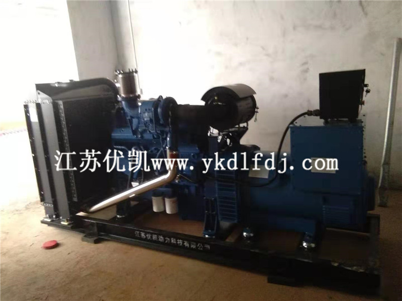 2021年8月13日，玉柴300KW柴油發(fā)電機組交付廣東茂名某養(yǎng)殖公司使用