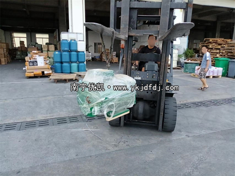 2022年9月1日，15KW陸川發(fā)電機(jī)發(fā)貨廣州