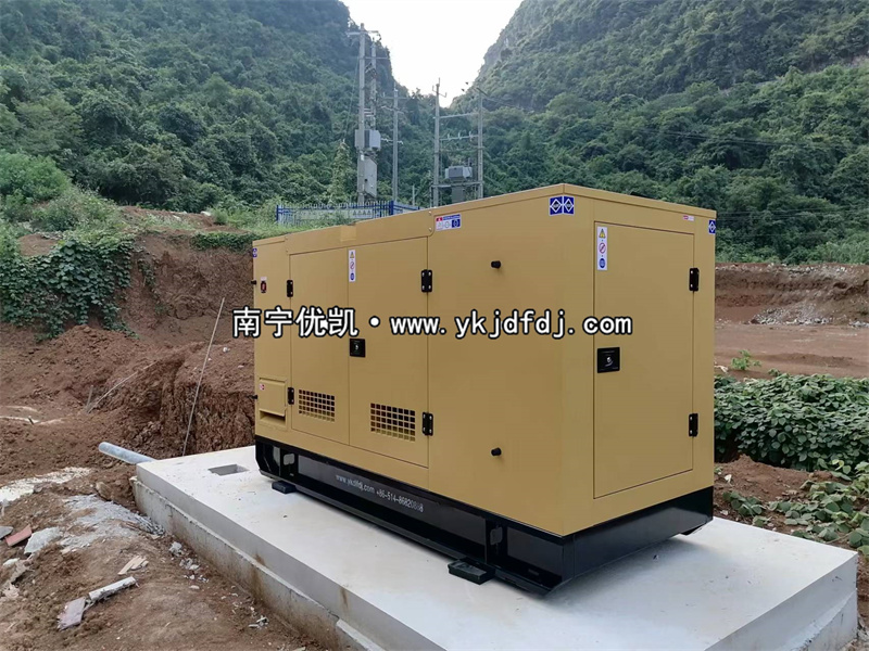 2022年9月24日，50KW、60KW、260KW三臺(tái)柴油發(fā)電機(jī)組發(fā)貨崇左