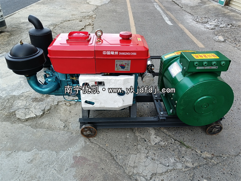 2022年11月18日，24kw單杠柴油發(fā)電機(jī)組發(fā)貨南寧市區(qū)