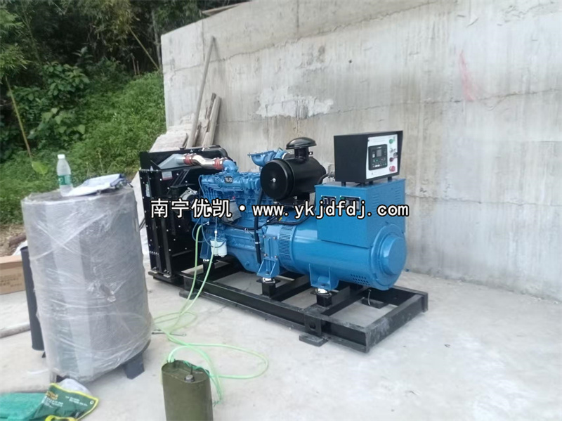 2025年9月5日，崇左項目150kw柴油發電機組到貨試機